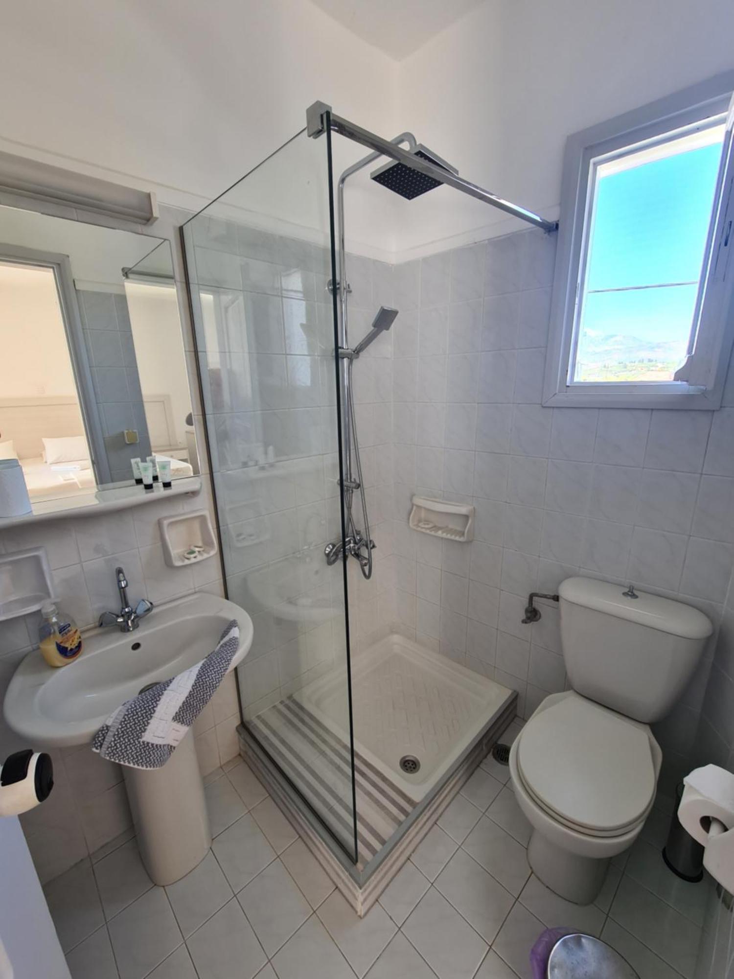 Crown Apartments Каливес Экстерьер фото