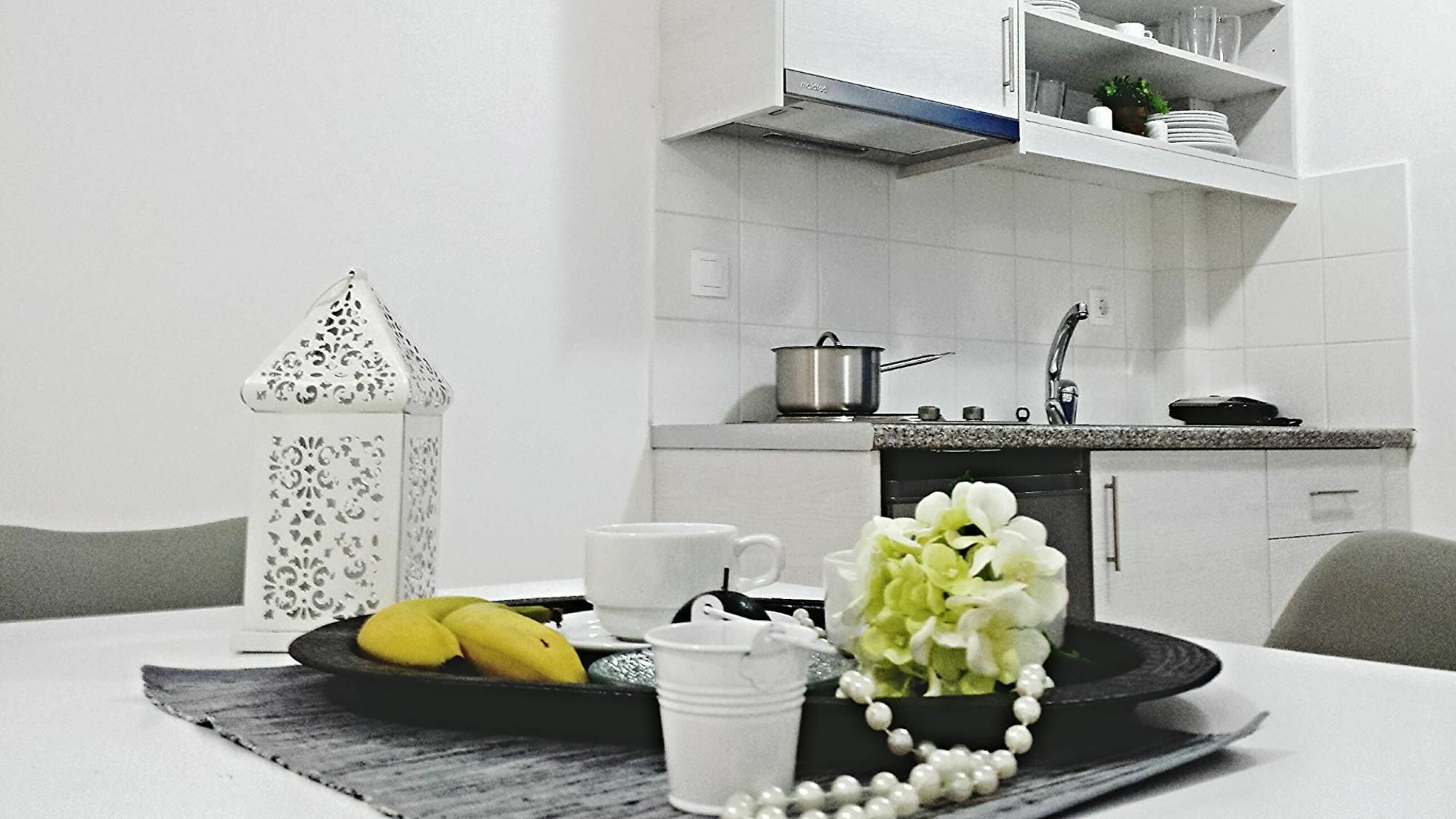 Crown Apartments Каливес Экстерьер фото